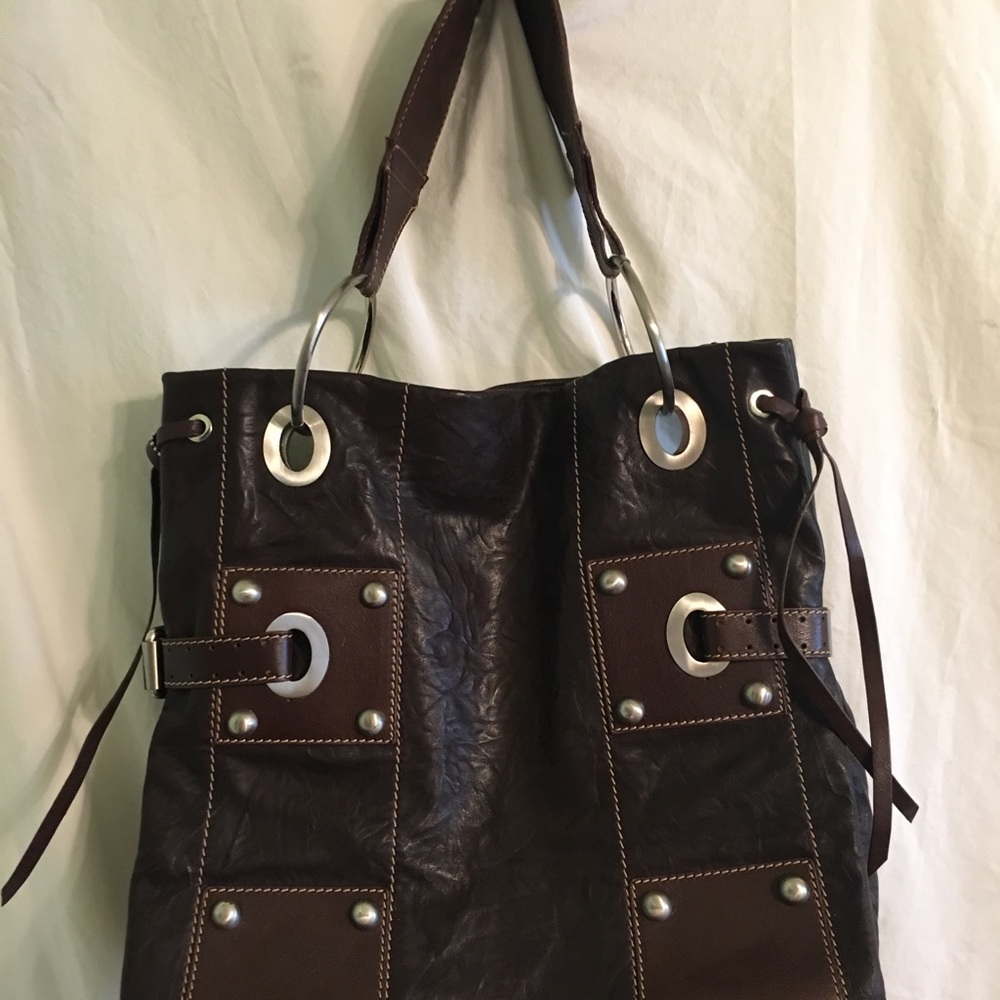 Handbag - Picture 7 of 8